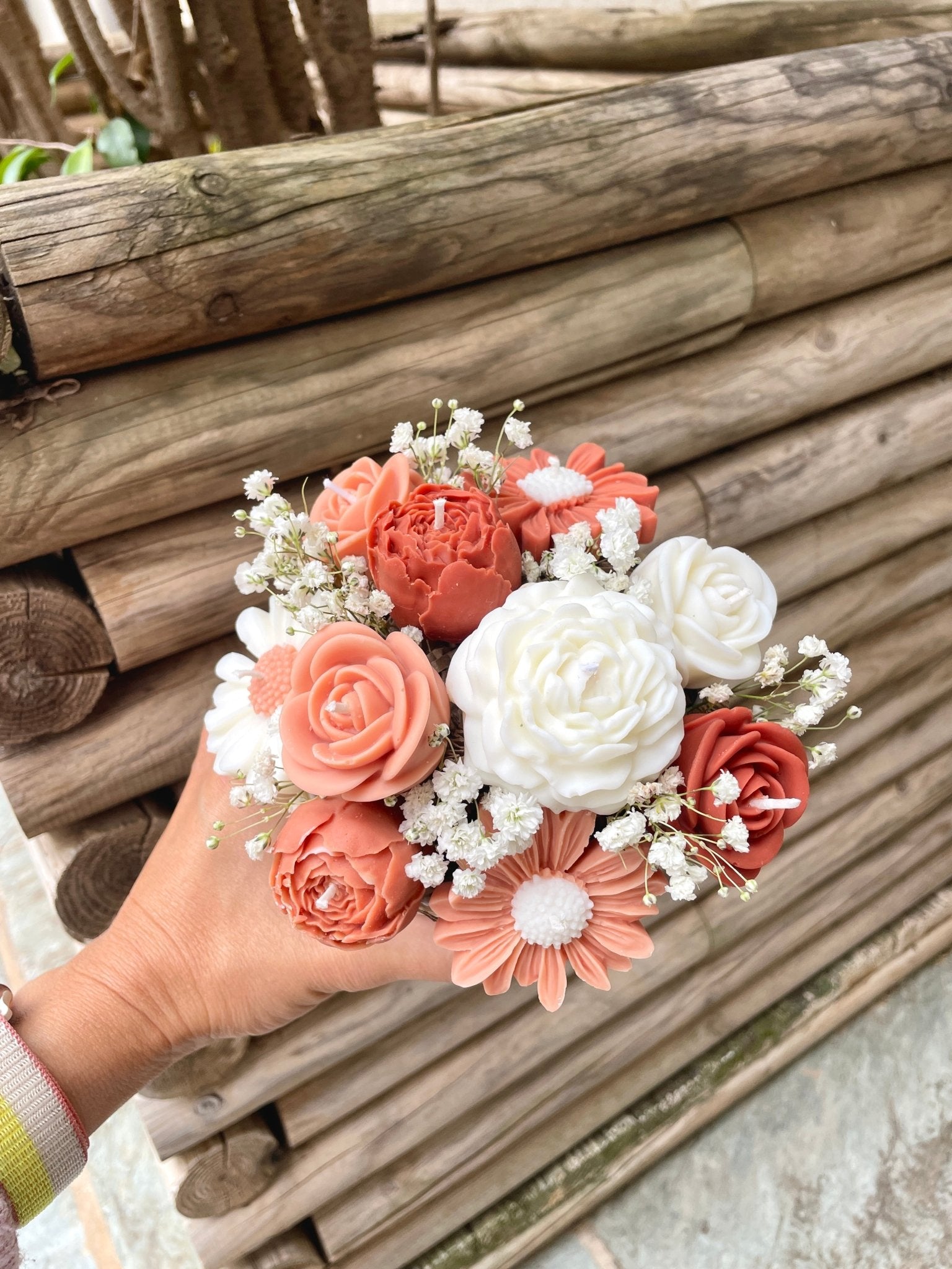 Ramo de velas florales – Salmón - KānaraSoy.com